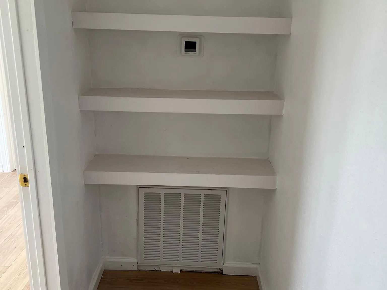 7226 E Trenton Rd — Photo 3