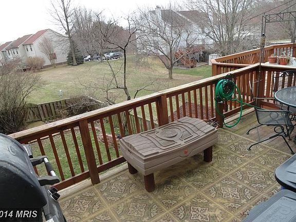 5th image of 1119 Oakwood Ln