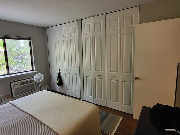 5th image of 3620 N Pine Grove Ave APT 509