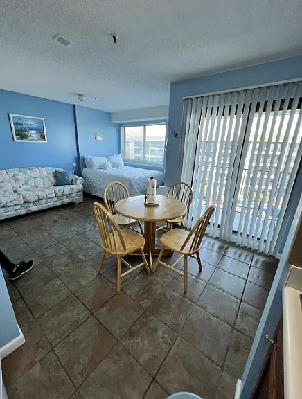 5905 S Kings Hwy #409 — Photo 10