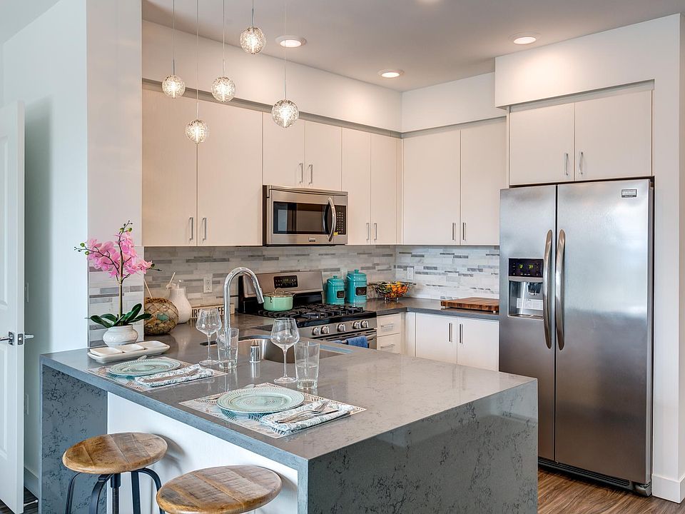 1st image of 5505 Bonner Ave #206