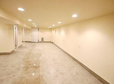 5th image of 1161 Gates Ave #1