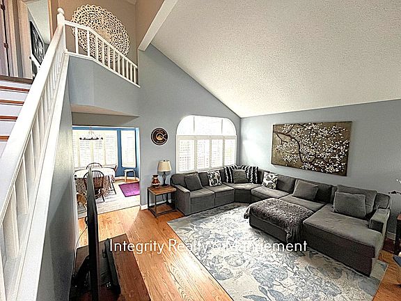 3rd image of 19151 E Garden Pl