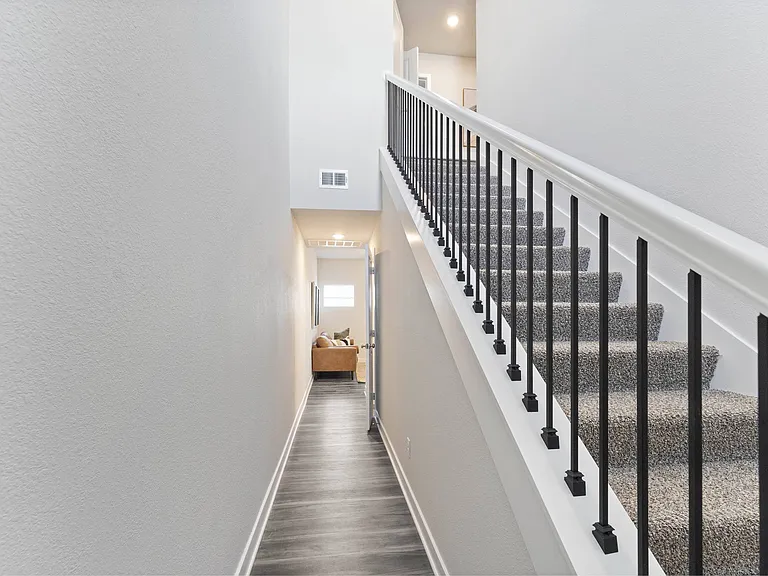 Barry West Townhomes — Photo 18