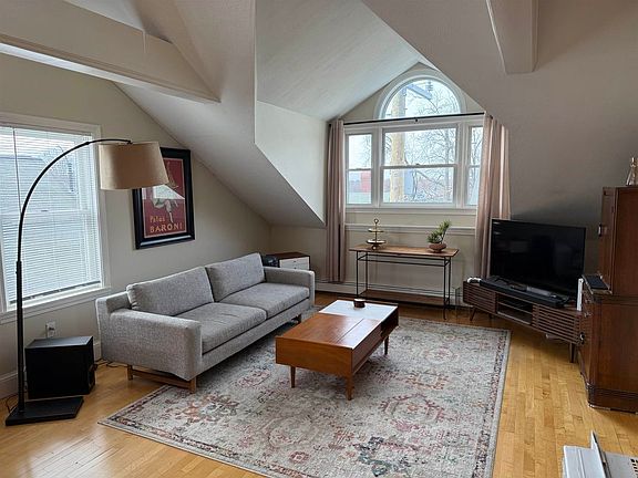 2nd image of 314 Islington St APT 5