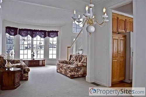 4th image of 14608 Hardy St