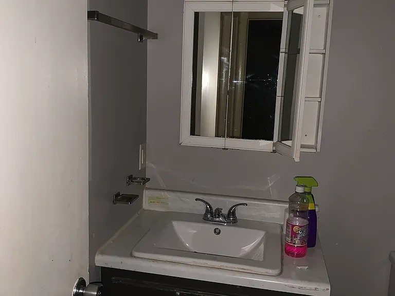 7006 Lois St #B — Photo 2