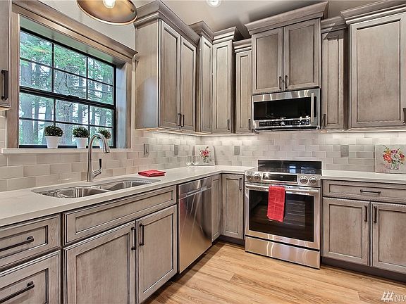 5th image of 3325 149th Street Ct E