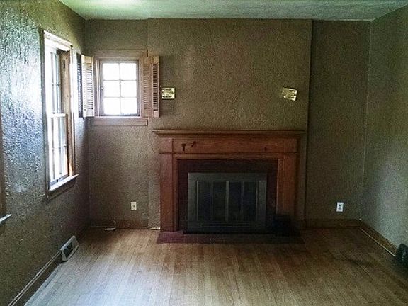 2nd image of 2204 17th Ave