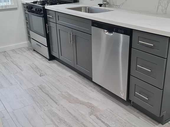 5th image of 1439 W Almond Ave #0