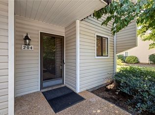 204 Driftwood Ln, Winston Salem, NC 27104