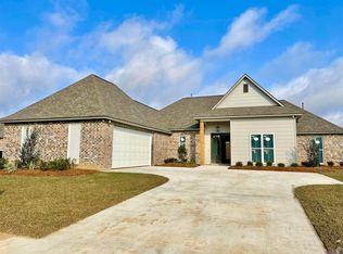 7187 Lillie Dr, Denham Springs, LA 70706