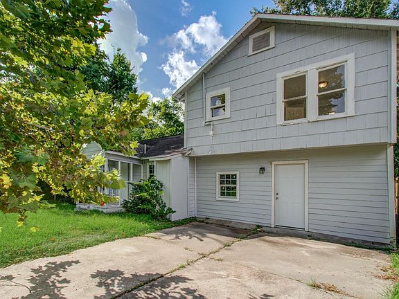 2nd image of 1016 Apache St