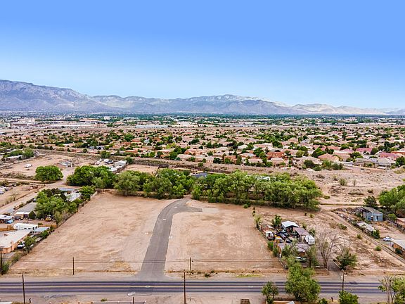 4th image of 200-209 Josefita Rd NE