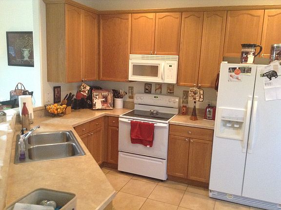 5th image of 200 Bauer Cir