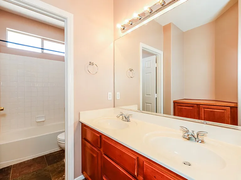 10602 Bonchester Hill St — Photo 15