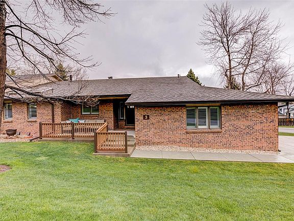 2nd image of 2615 Oak Dr Unit 3