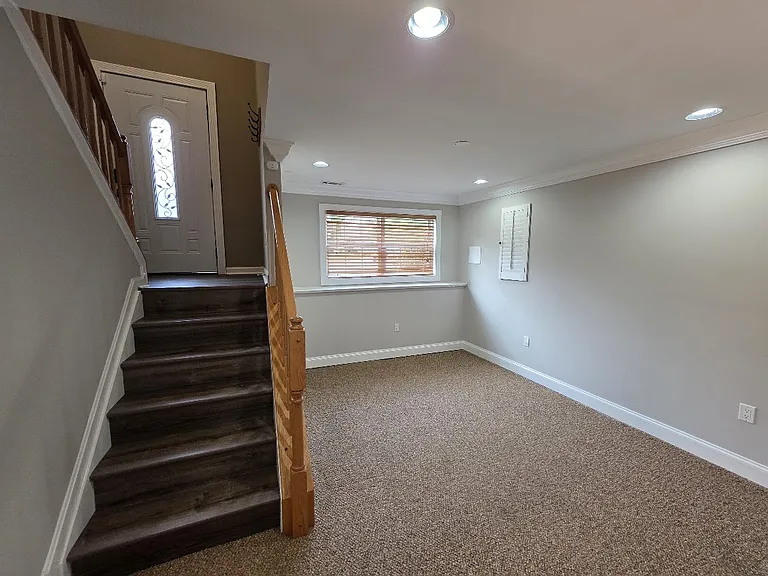 905 Lauren Way — Photo 10