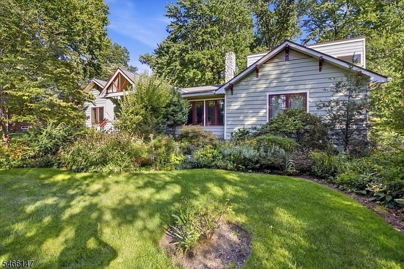 1st image of 2032 Brookside Dr