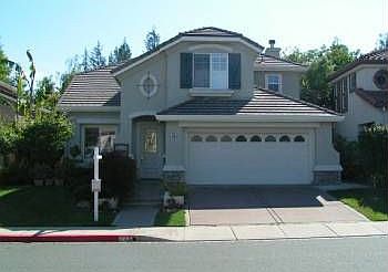 1st image of 205 Golf Links St
