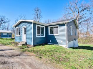 40 Lane 112b Turkey Lk, Lagrange, IN 46761