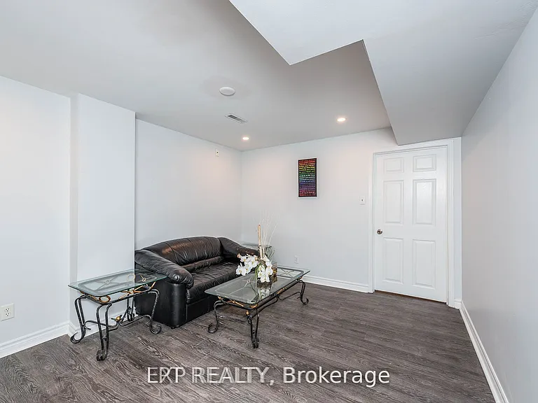 9 Michigan Ave #LEGAL BASEMENT APART — Photo 6