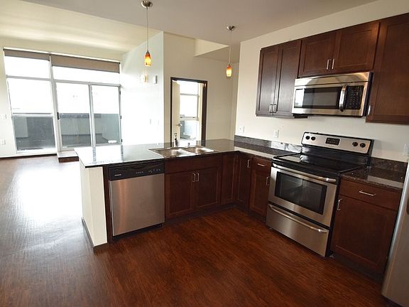3rd image of 10 N Livingston St #L401