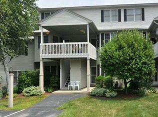 81 Trellis Dr, West Warwick, RI 02893