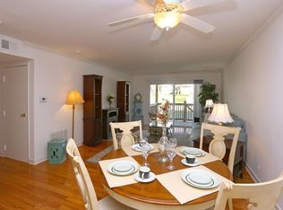 606 Preston Dr APT 218, Bolingbrook, IL 60440