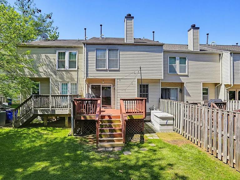 8000 Brightlight Pl — Photo 37