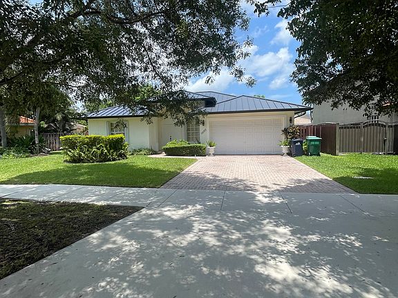 4th image of 10155 SW 159th Ct