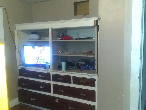 3rd image of 3228 NE Madison Ave