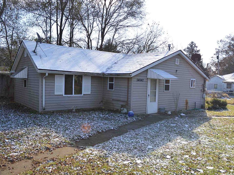 1st image of 54042 Hanson Ct