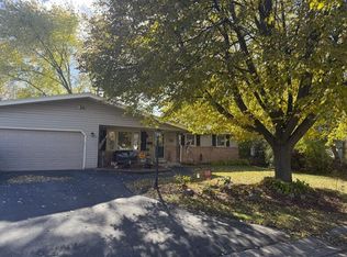 5107 Russell Ct E, Greendale, WI 53129