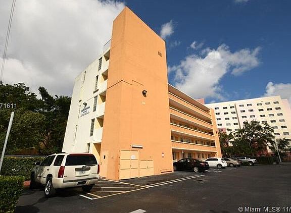 2nd image of 1629 NW North River Dr APT 205