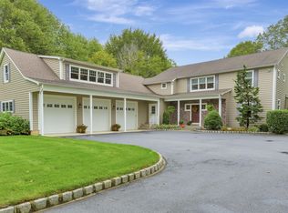 374 Monmouth Rd, Wrightstown, NJ 08562