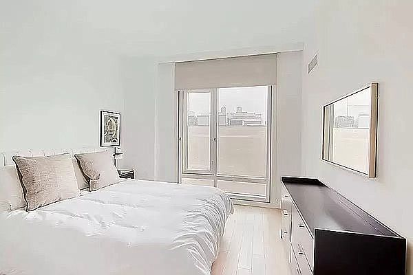 2nd image of 220 W 26th St #714
