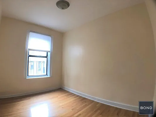 Rented by Bond New York | media 4