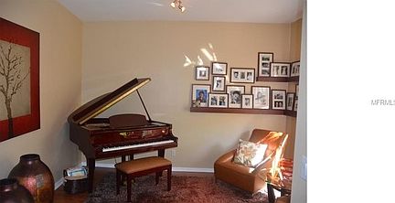 5th image of 10633 Weybridge Dr