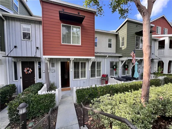 71 Platinum Cir, Mission Viejo, CA 92694