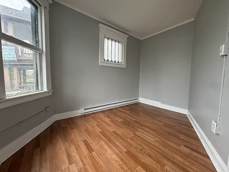 35 Webb St #2 — Photo 9