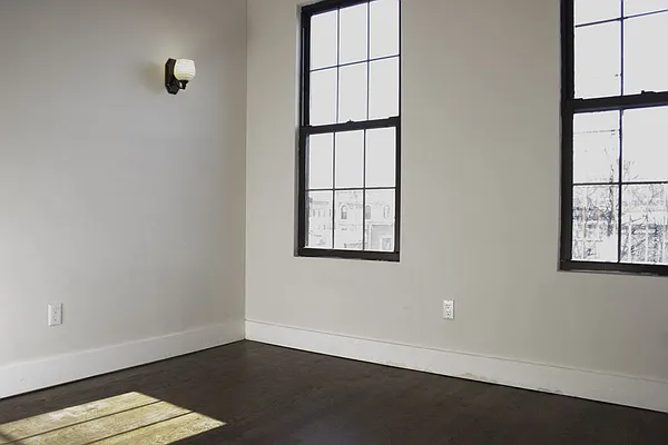 Rented by Nooklyn NYC LLC | media 37