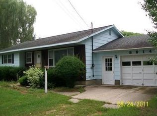 8914 Holton Rd, Holton, MI 49425