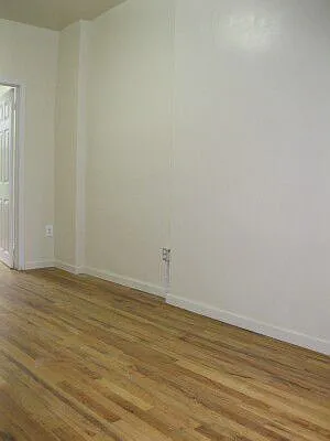Rented by Tower Brokerage | media 9