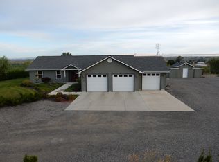 25 Wells Gap Rd, Prosser, WA 99350