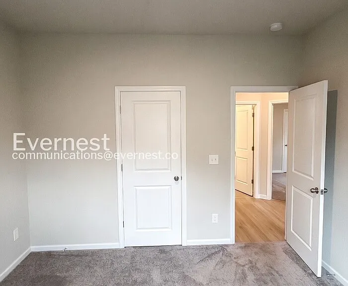 104 Culver St — Photo 10