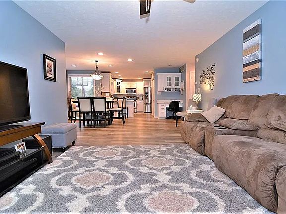 4th image of 4101 Kenmore Dr