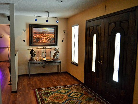 4th image of 900 Coy Ln