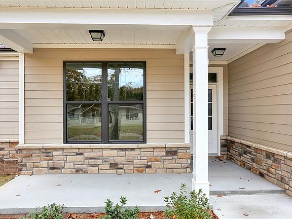 2nd image of 201 Kennedy Ln