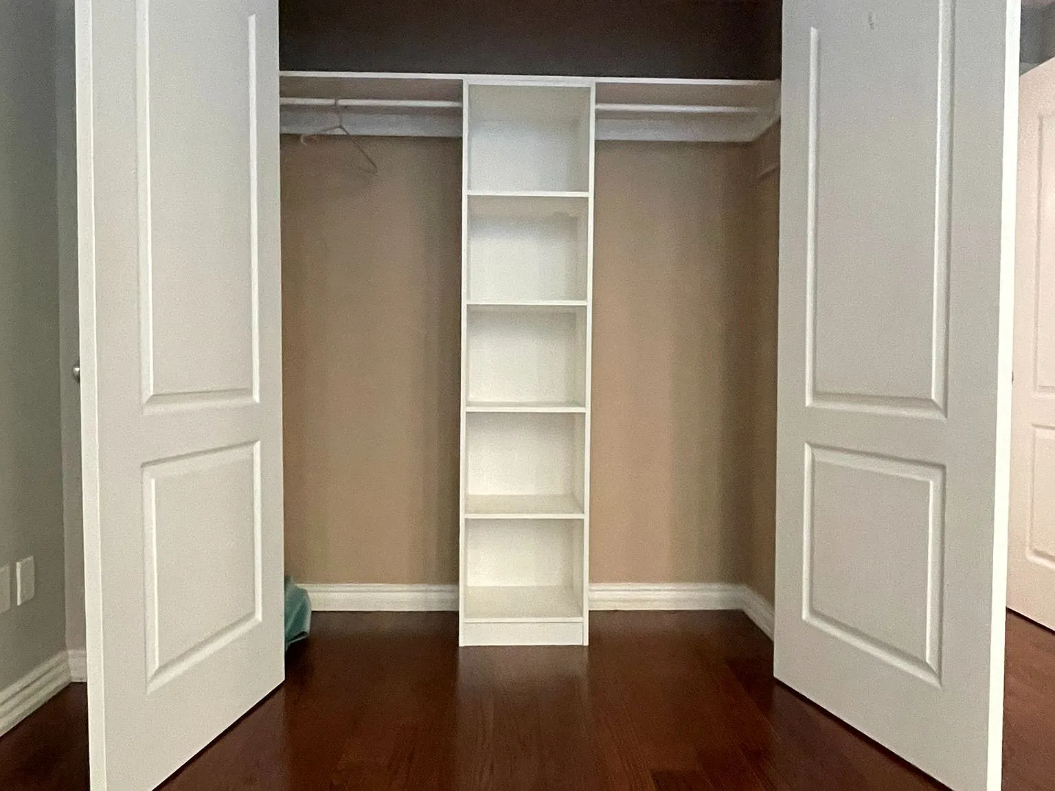 2 bed, $2,950 — Photo 2